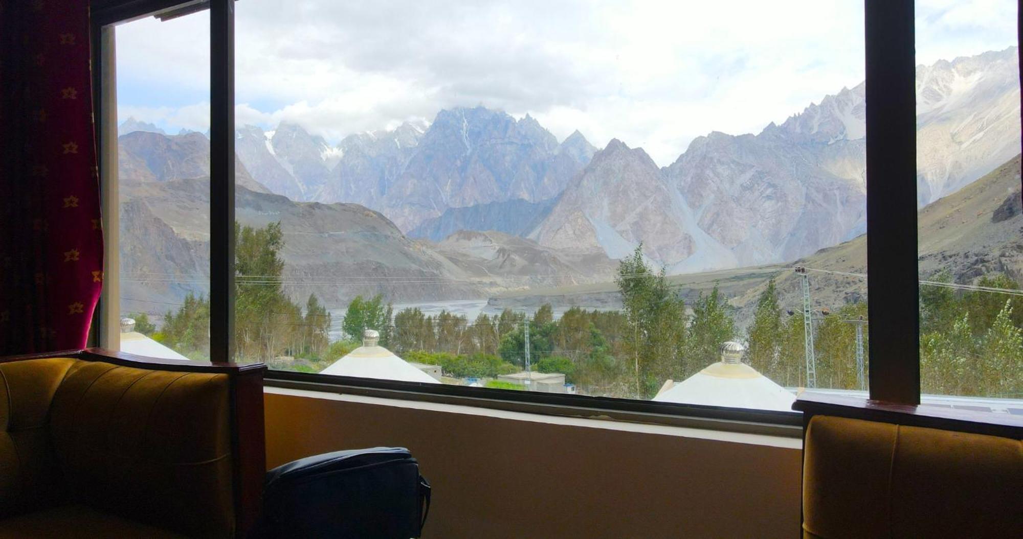 Apex Hotels And Resorts Hussaini Karimabad  Exterior foto